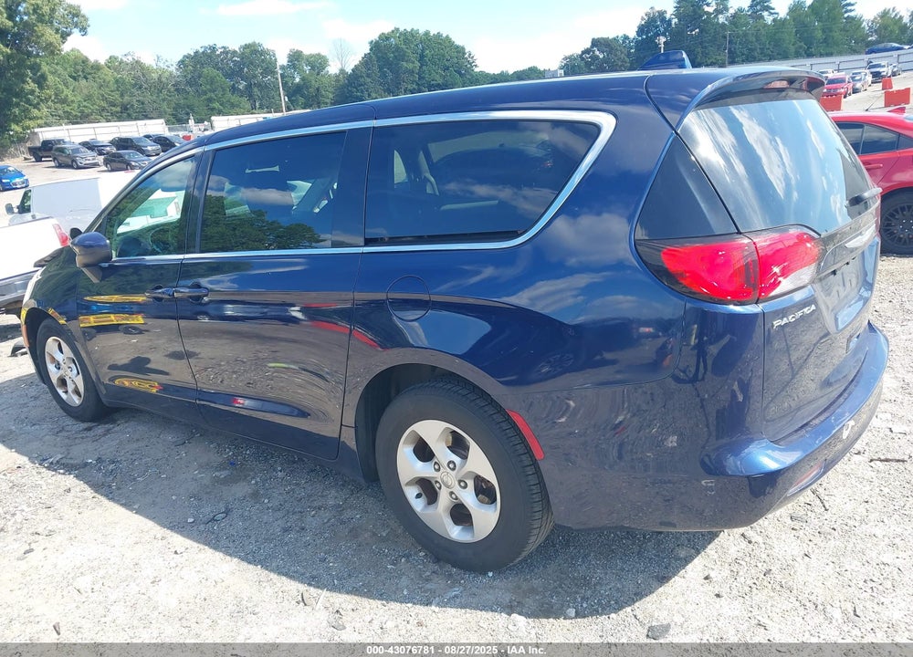 2017 CHRYSLER PACIFICA LX VIN: 2C4RC1CG7HR608516