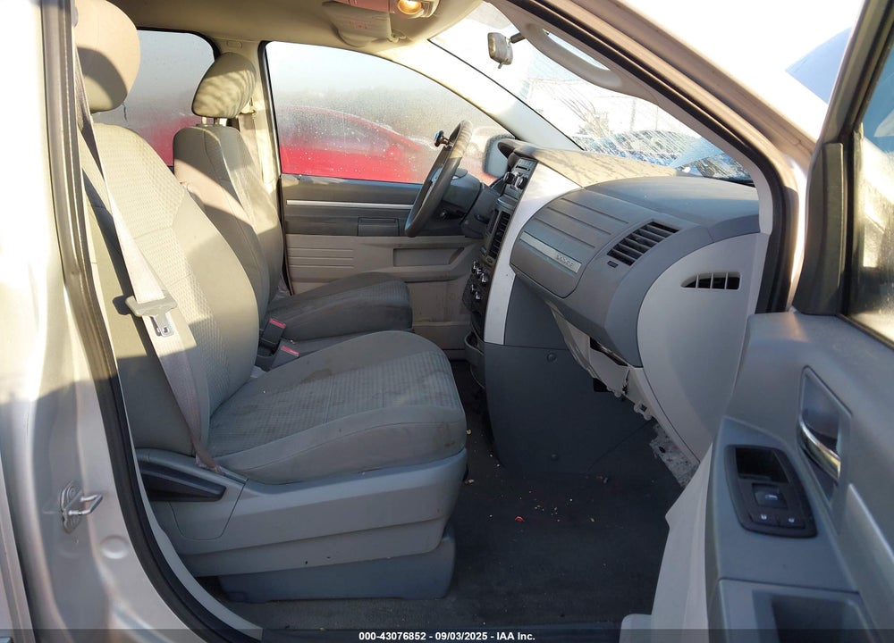2010 DODGE GRAND CARAVAN SE VIN: 2D4RN4DE4AR144120