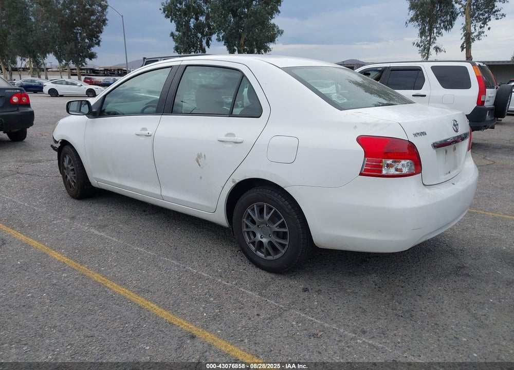 2010 TOYOTA YARIS VIN: JTDBT4K38A1356139