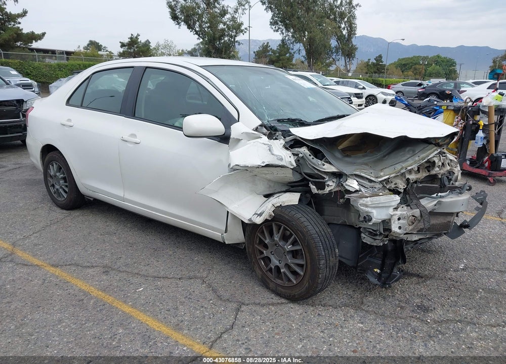 2010 TOYOTA YARIS VIN: JTDBT4K38A1356139