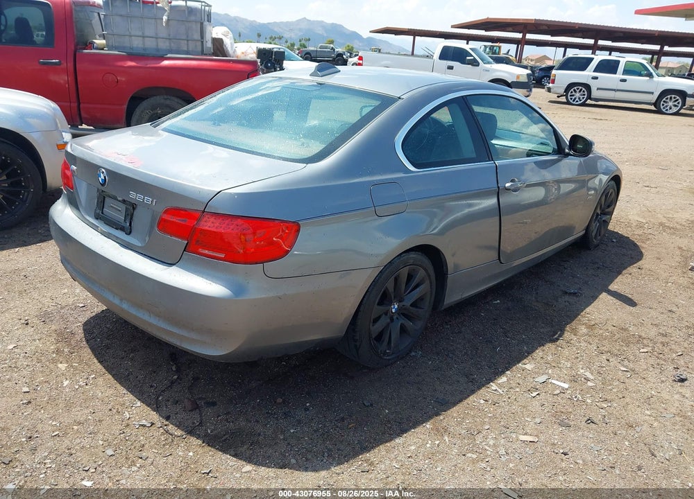 2011 BMW 3 SERIES VIN: WBAKF5C5XBE395710