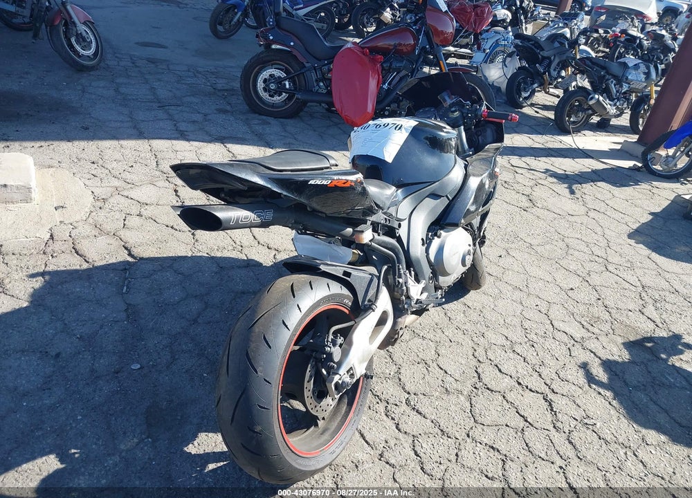2005 HONDA CBR1000 RR VIN: JH2SC57155M101165
