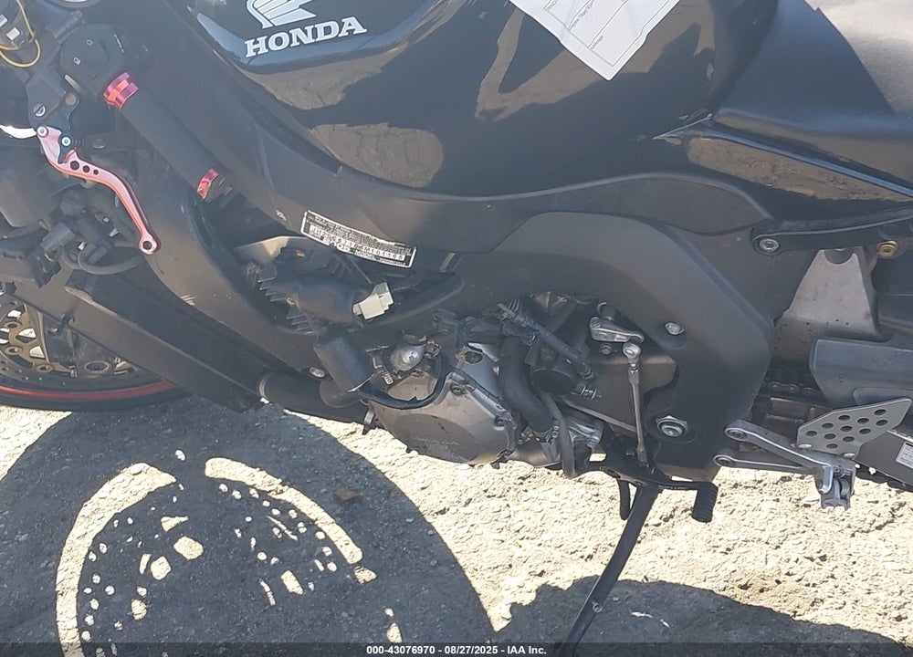 2005 HONDA CBR1000 RR VIN: JH2SC57155M101165