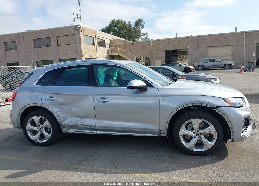 2022 AUDI Q5 VIN: WA1EAAFY3N2134089
