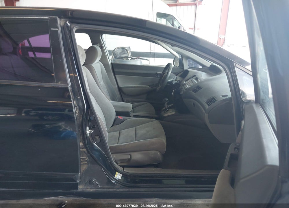 2011 HONDA CIVIC LX VIN: 2HGFA1F51BH303546