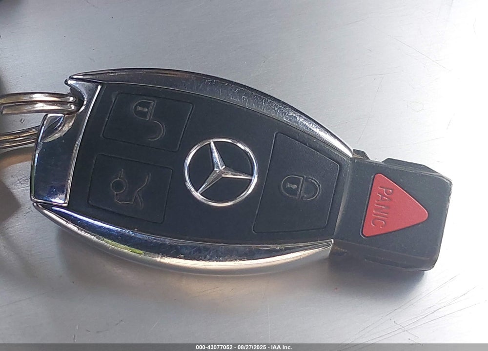 2011 MERCEDES-BENZ GL 450 4MATIC VIN: 4JGBF7BE4BA678994