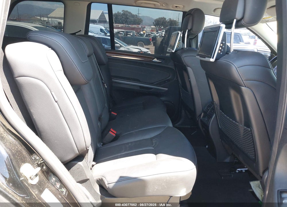 2011 MERCEDES-BENZ GL 450 4MATIC VIN: 4JGBF7BE4BA678994