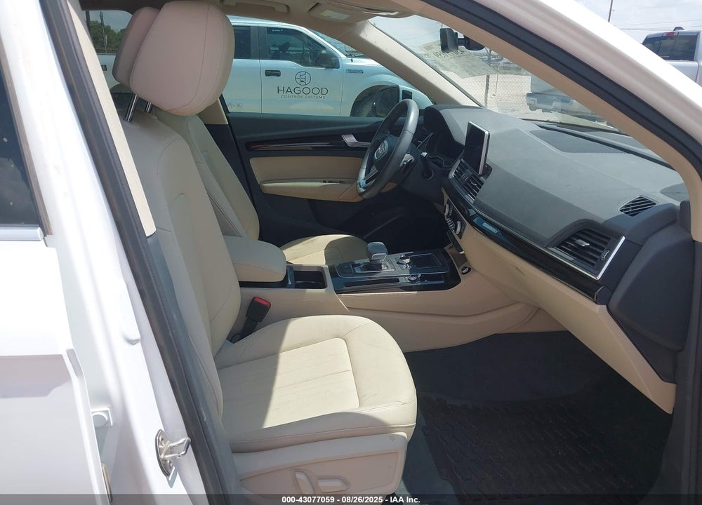 2018 AUDI Q5 VIN: WA1BNAFY5J2214415