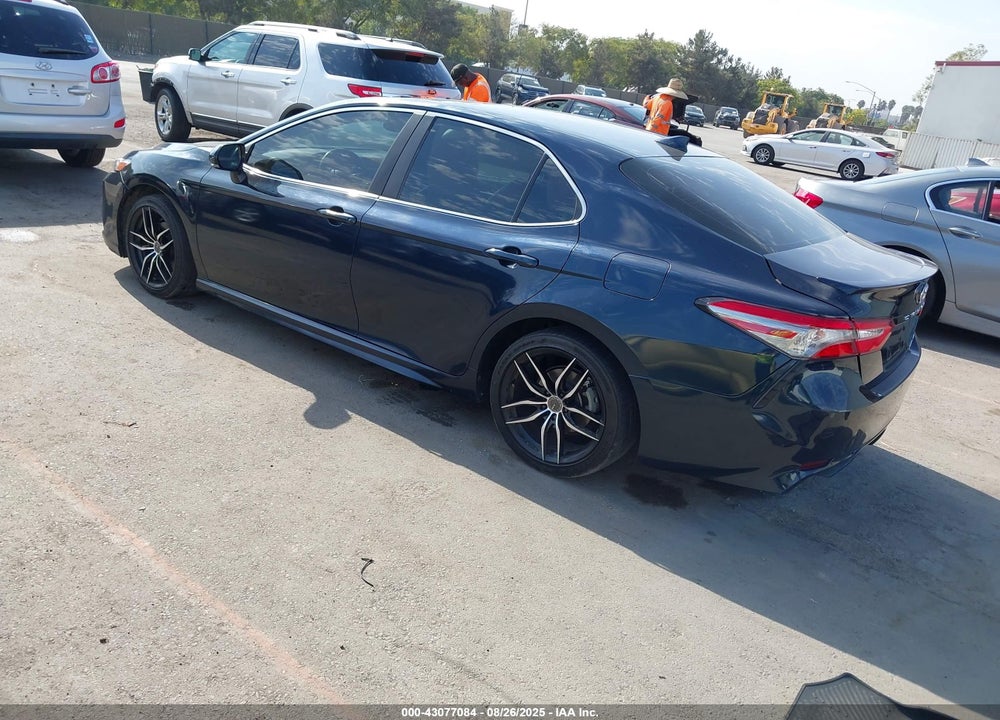 2020 TOYOTA CAMRY SE HYBRID VIN: 4T1J31AK4LU015417