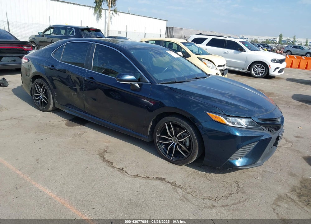2020 TOYOTA CAMRY SE HYBRID VIN: 4T1J31AK4LU015417