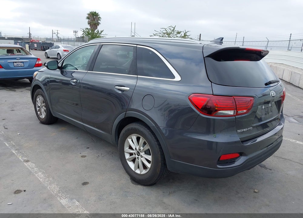 2019 KIA SORENTO VIN: 5XYPG4A36KG455104