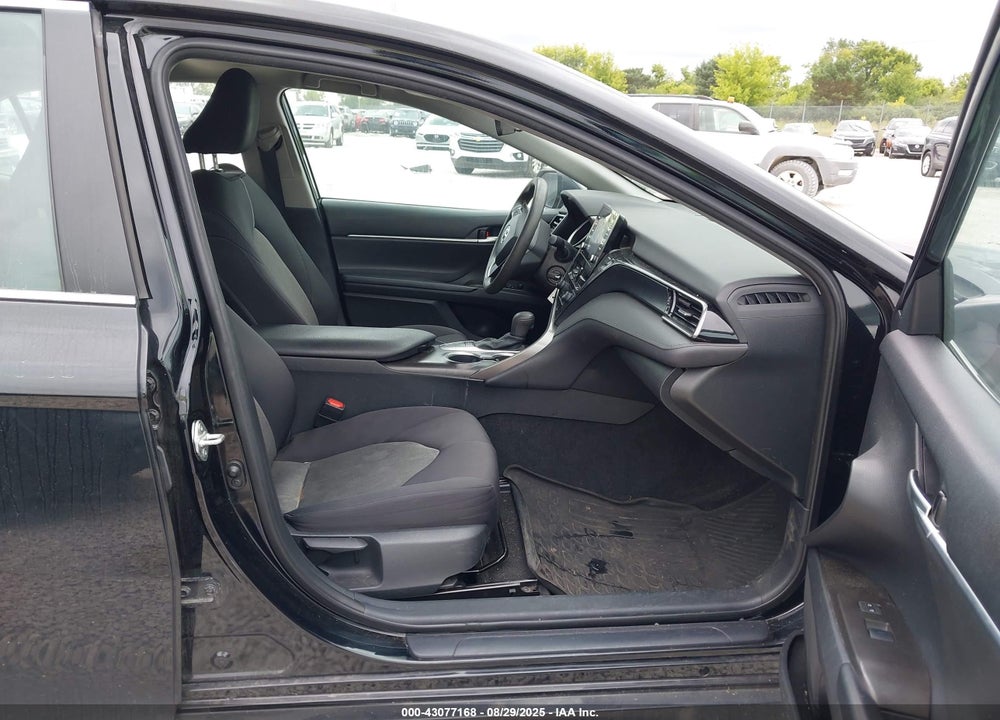 2022 TOYOTA CAMRY VIN: 4T1C11AK9NU628697