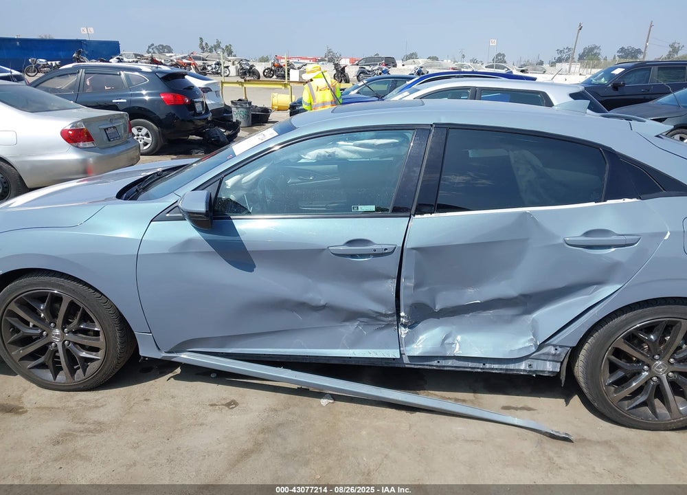 2020 HONDA CIVIC SPORT TOURING VIN: SHHFK7H99LU404015