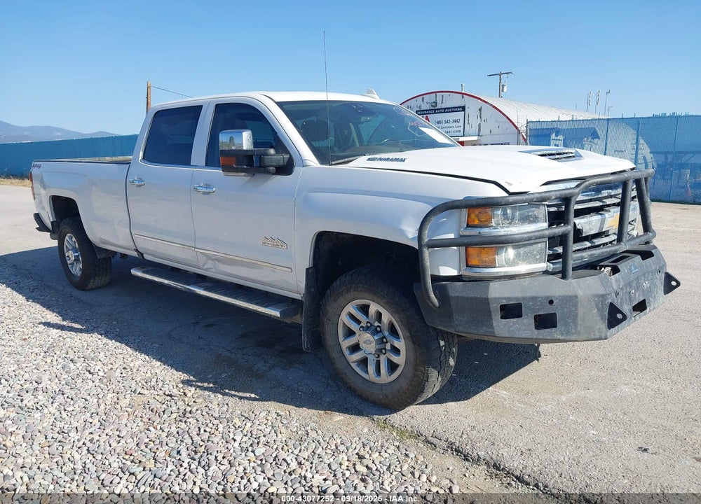2019 CHEVROLET SILVERADO 3500HD HIGH COUNTRY VIN: 1GC4KYEY4KF130923