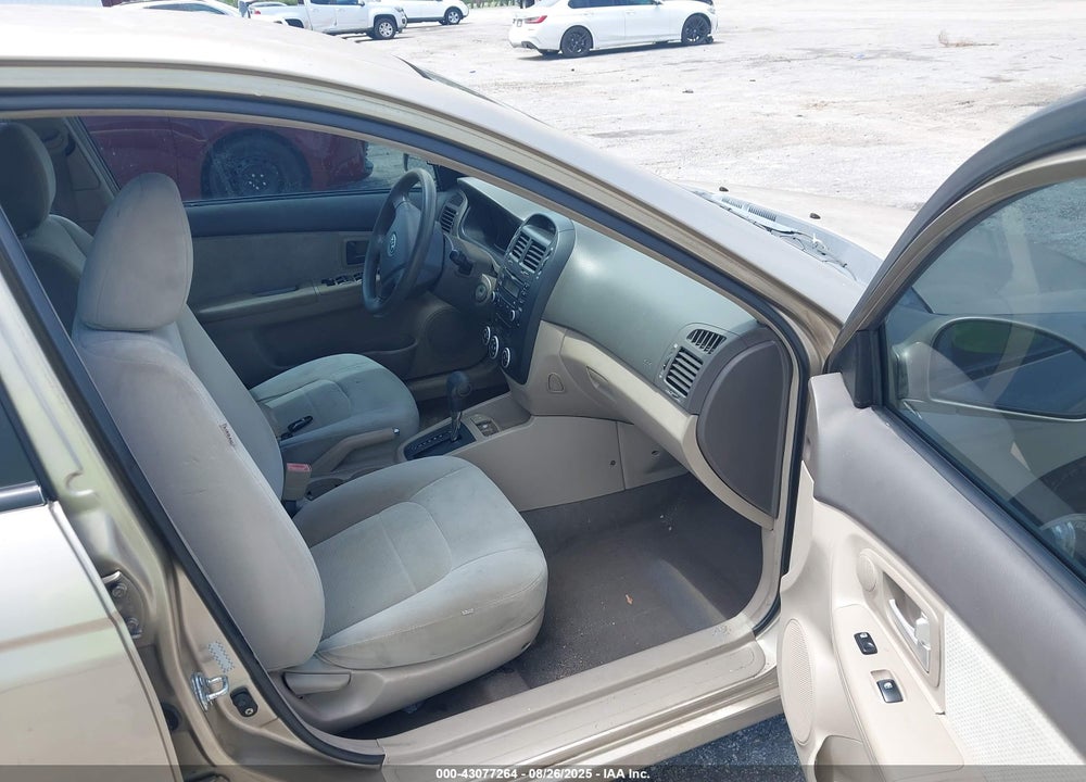 2007 KIA SPECTRA EX VIN: KNAFE121X75456489
