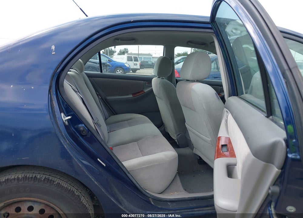 2007 TOYOTA COROLLA LE VIN: 1NXBR30E17Z870902
