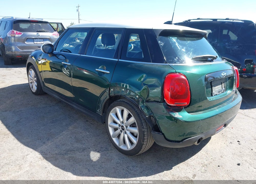 2016 MINI HARDTOP VIN: WMWXU1C58G2D57229