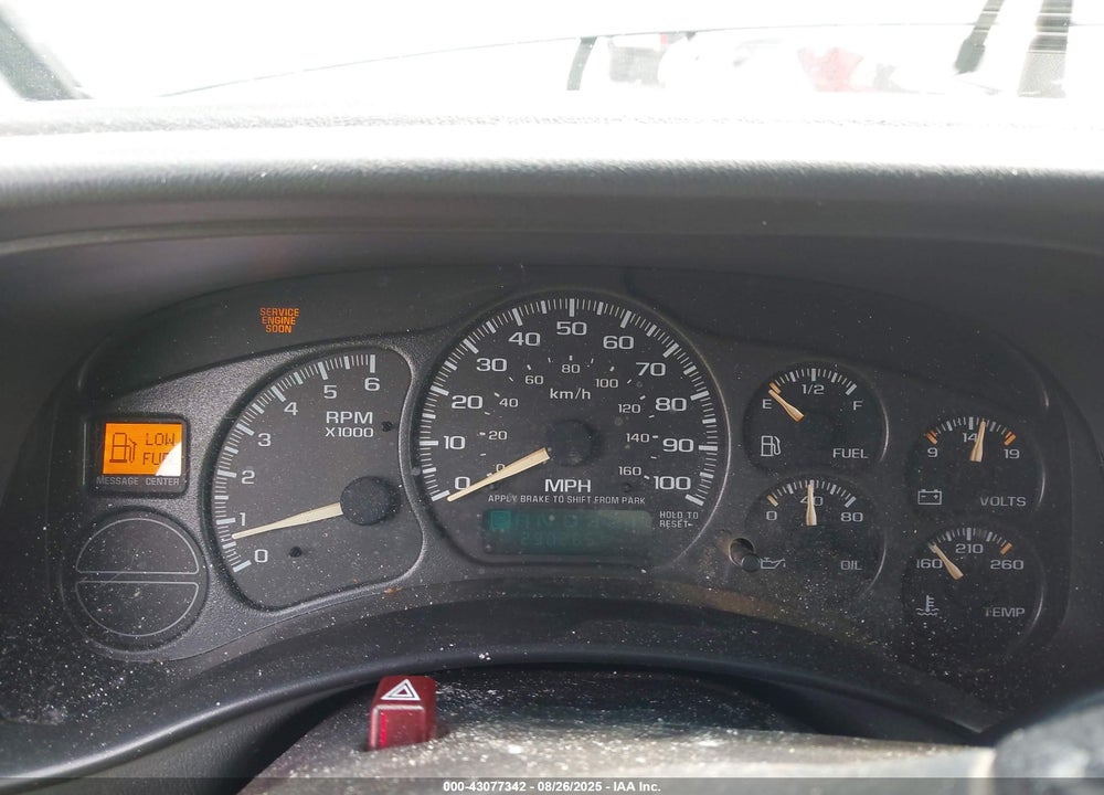 2002 CHEVROLET SILVERADO 1500 LT VIN: 2GCEK19T021135523
