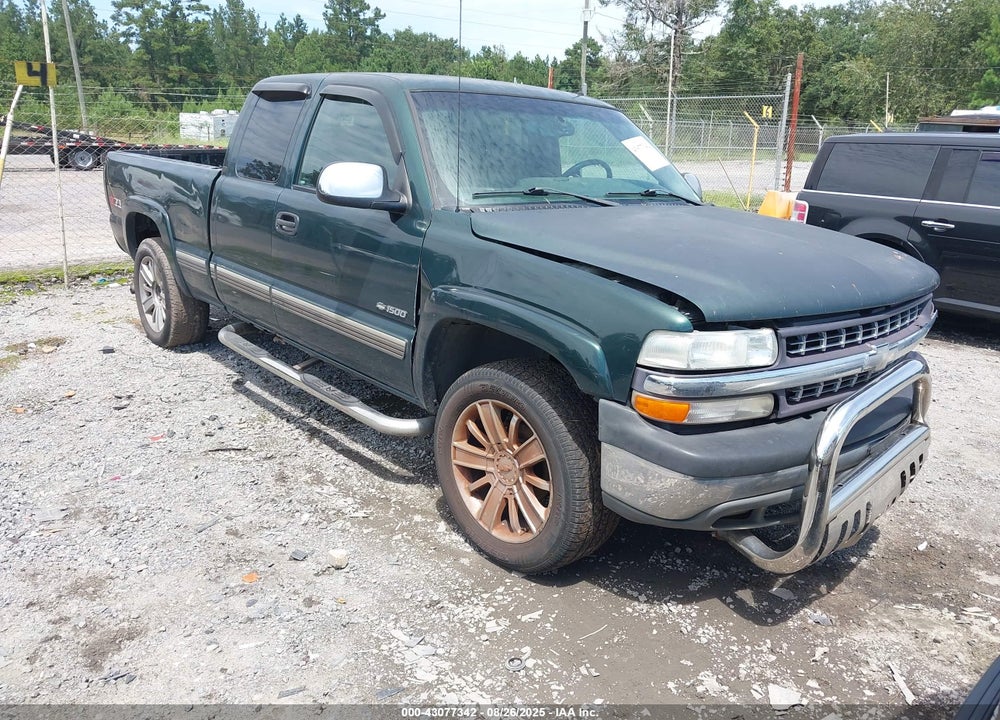 2002 CHEVROLET SILVERADO 1500 LT VIN: 2GCEK19T021135523