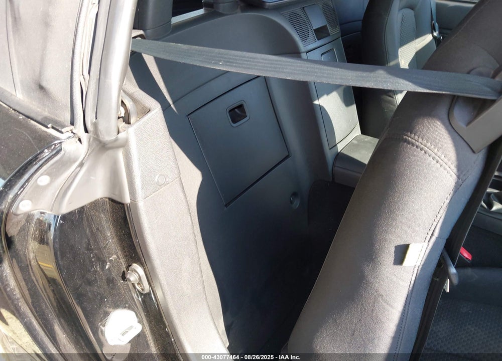 2006 MAZDA MX-5 TOURING VIN: JM1NC25F660107858