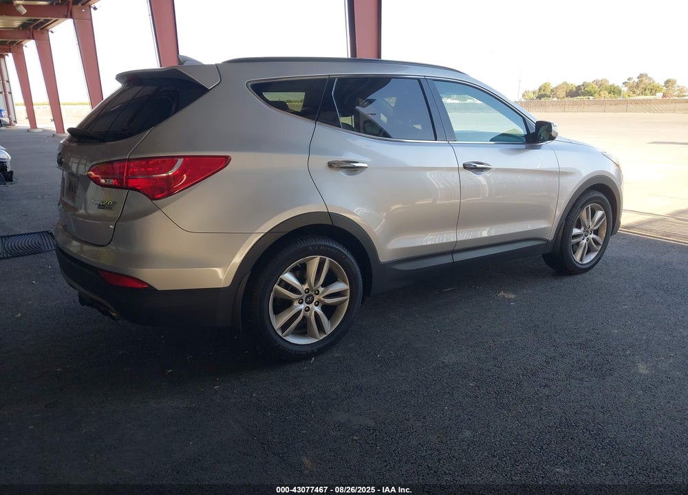 2016 HYUNDAI SANTA FE VIN: 5XYZWDLA4GG351404