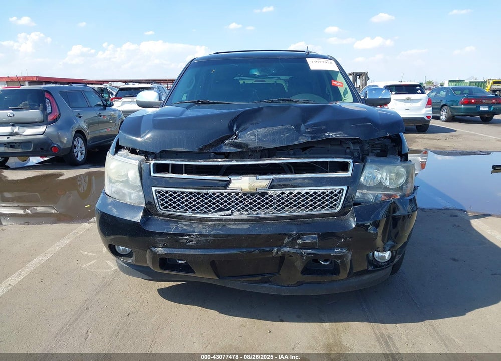 2011 CHEVROLET TAHOE VIN: 1GNSKCE07BR400284
