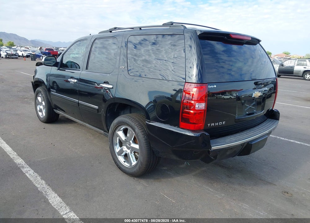 2011 CHEVROLET TAHOE VIN: 1GNSKCE07BR400284