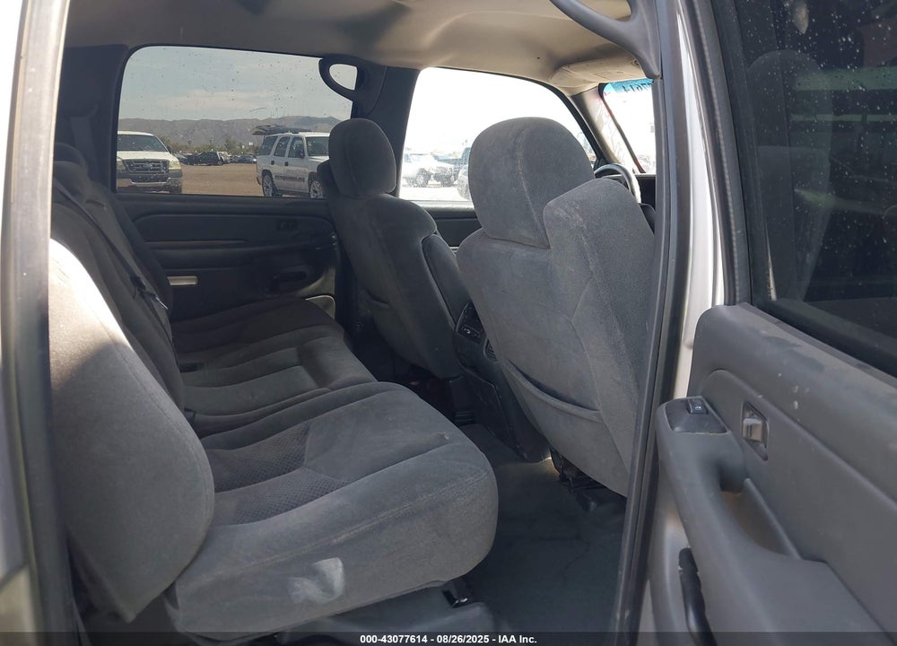 2004 CHEVROLET SILVERADO 1500 LS VIN: 2GCEC13T541336777
