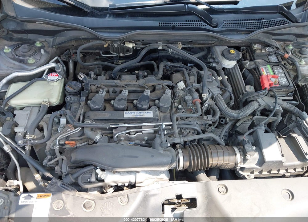 2018 HONDA CIVIC VIN: SHHFK7H55JU215131