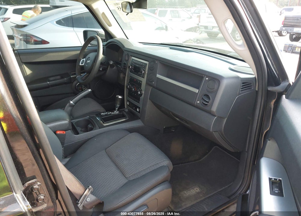 2010 JEEP COMMANDER VIN: 1J4RG4GK3AC148560