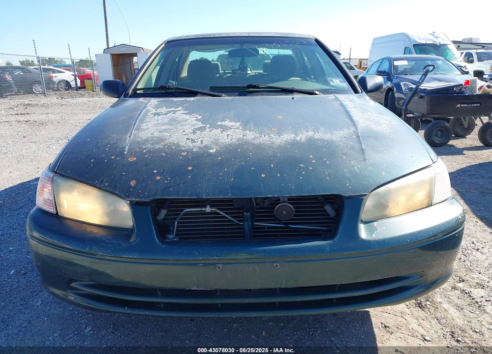 2001 TOYOTA CAMRY LE VIN: 4T1BG22K91U821537