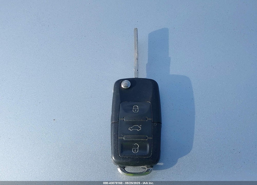 2008 VOLKSWAGEN GTI 4-DOOR VIN: WVWHV71K18W095397