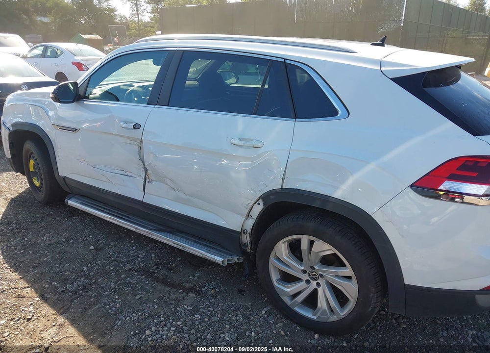 2021 VOLKSWAGEN ATLAS CROSS SPORT VIN: 1V2BE2CA8MC214621