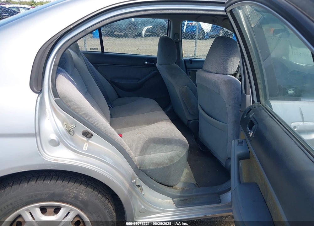 2002 HONDA CIVIC LX VIN: 2HGES16552H502382