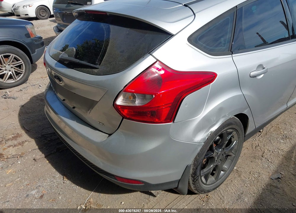 2014 FORD FOCUS VIN: 1FADP3K23EL327680