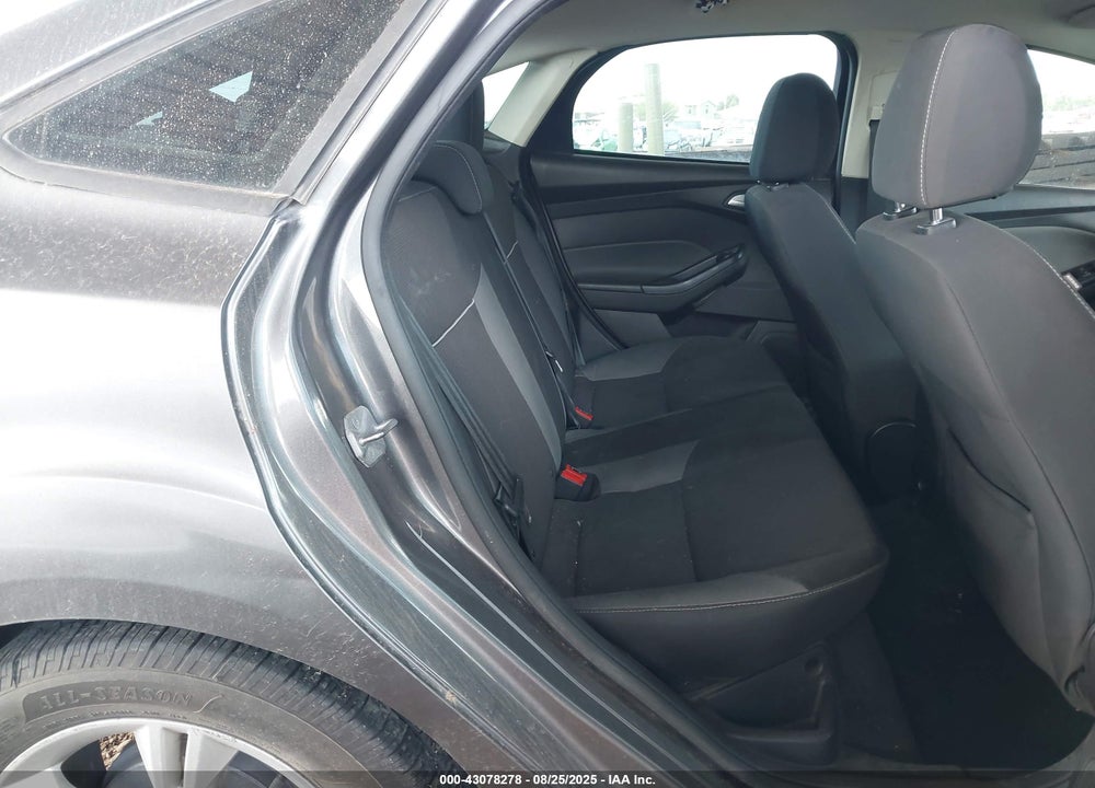 2014 FORD FOCUS VIN: 1FADP3F24EL149921