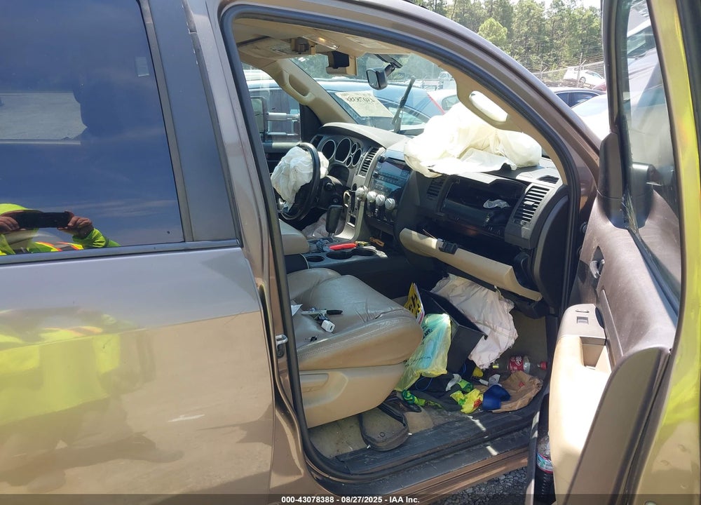 2011 TOYOTA TUNDRA GRADE 5.7L V8 VIN: 5TFEY5F16BX112257