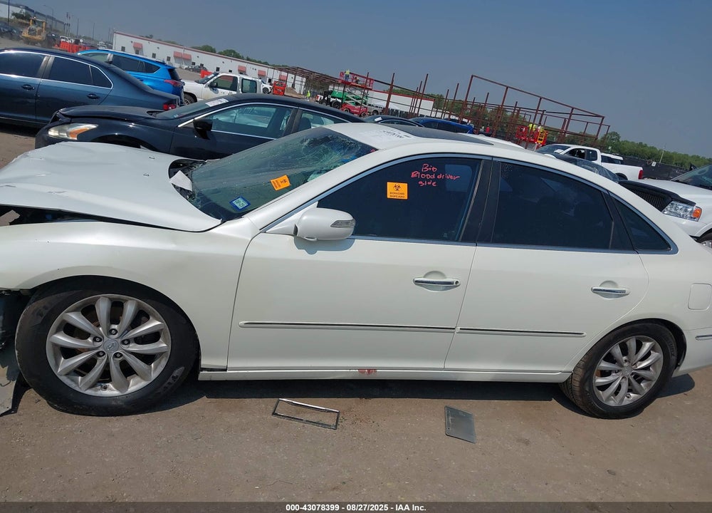 2008 HYUNDAI AZERA VIN: KMHFC46F48A309556