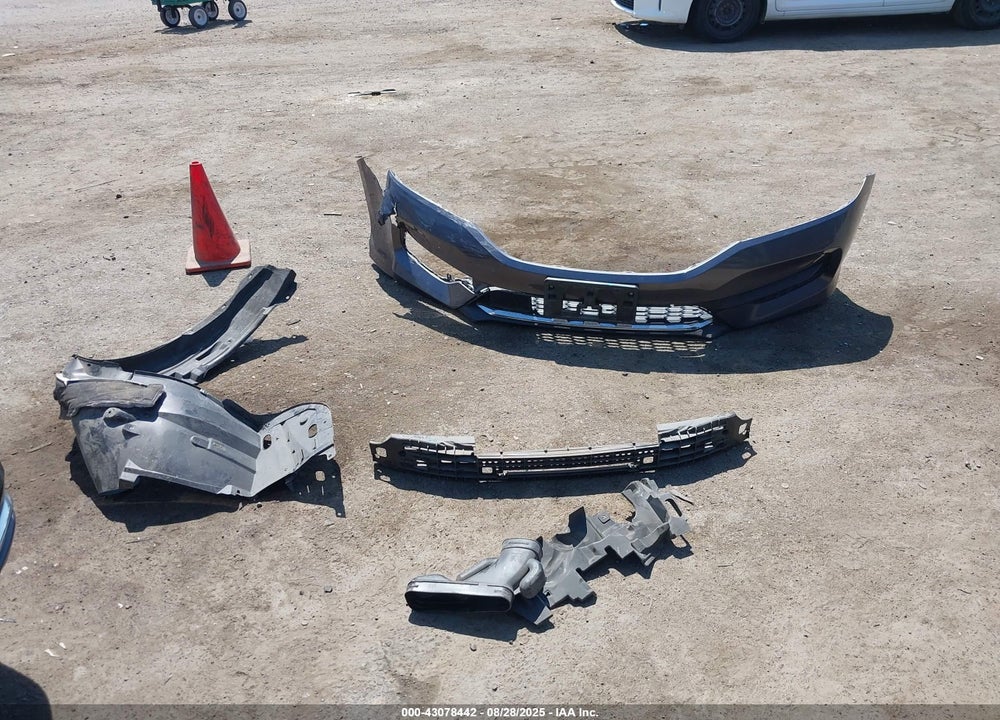 2016 HONDA ACCORD VIN: 1HGCR2F49GA212099