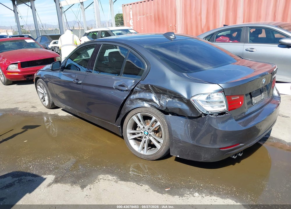 2013 BMW 3 SERIES VIN: WBA3A5G52DNP19670