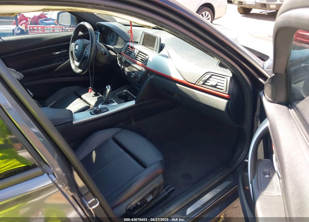 2013 BMW 3 SERIES VIN: WBA3A5G52DNP19670