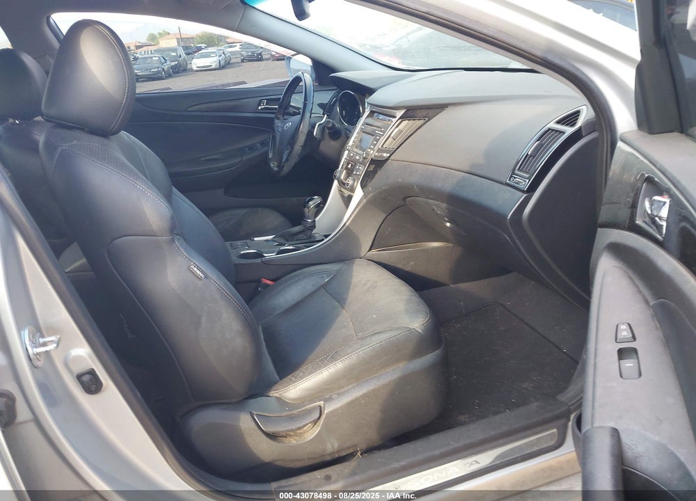 2014 HYUNDAI SONATA VIN: 5NPEC4AB6EH815964