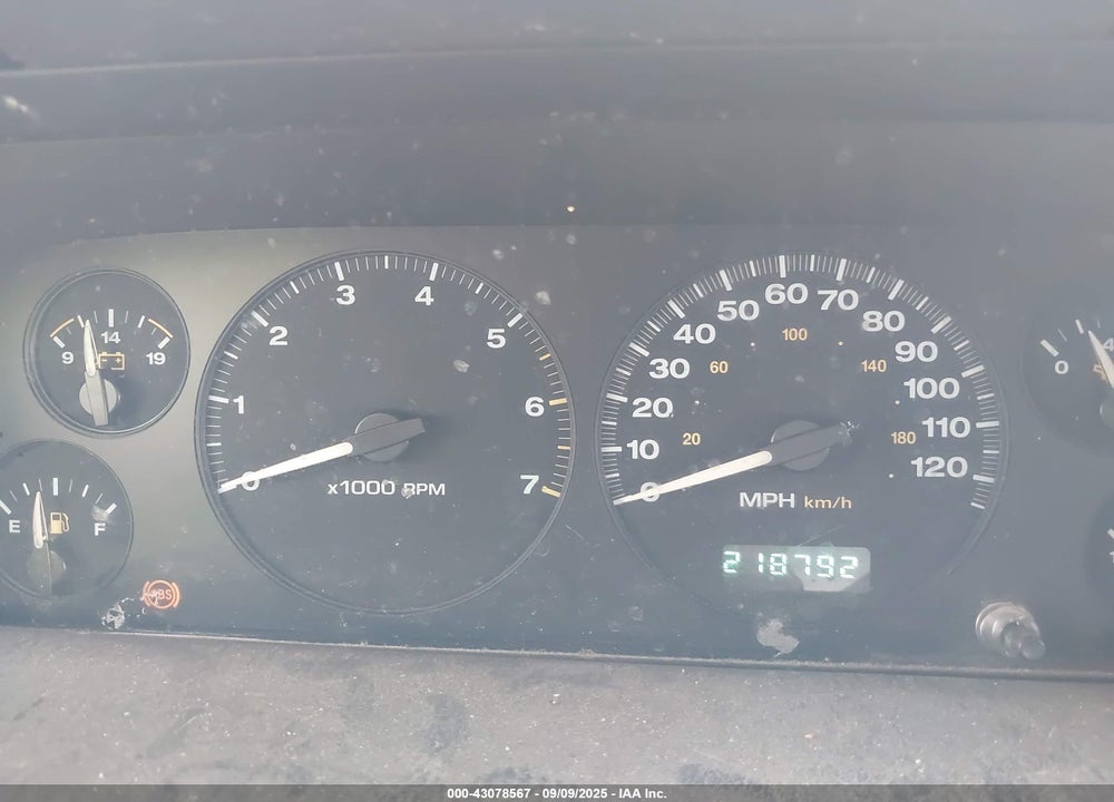 1999 JEEP GRAND CHEROKEE LAREDO VIN: 1J4GW58S7XC671183