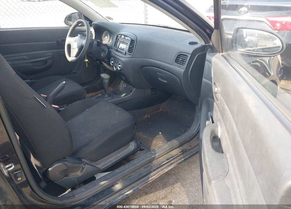 2009 HYUNDAI ACCENT VIN: KMHCM36C49U116985