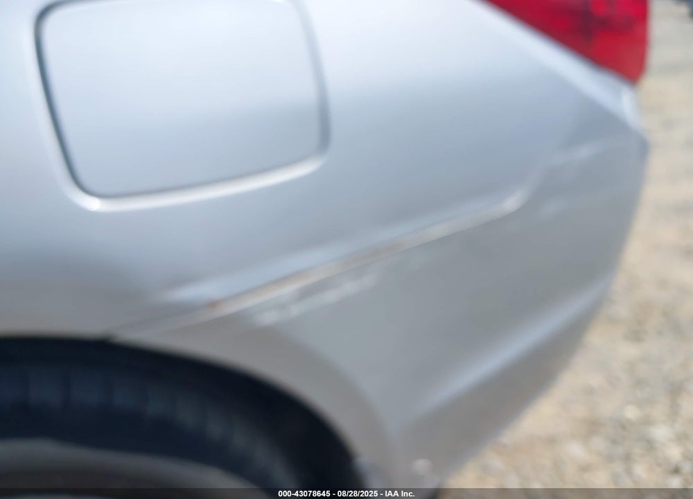 2011 HYUNDAI SONATA VIN: 5NPEB4AC9BH078668