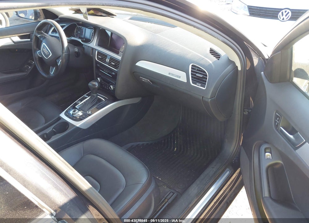 2013 AUDI A4 VIN: WAUFFAFL9DN027817