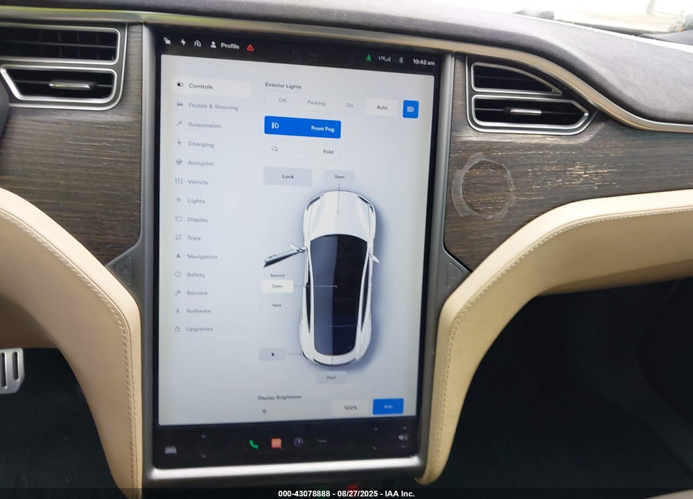 2015 TESLA MODEL S VIN: 5YJSA1H21FFP73989