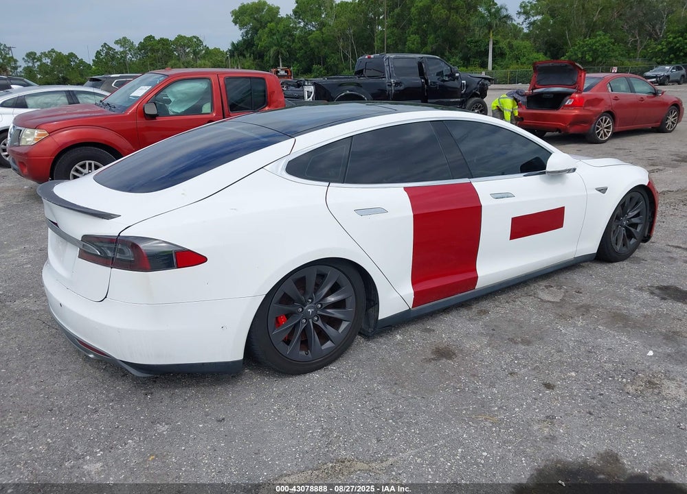 2015 TESLA MODEL S VIN: 5YJSA1H21FFP73989