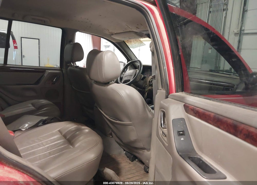 2000 JEEP GRAND CHEROKEE LIMITED VIN: 1J4GW58N5YC136803