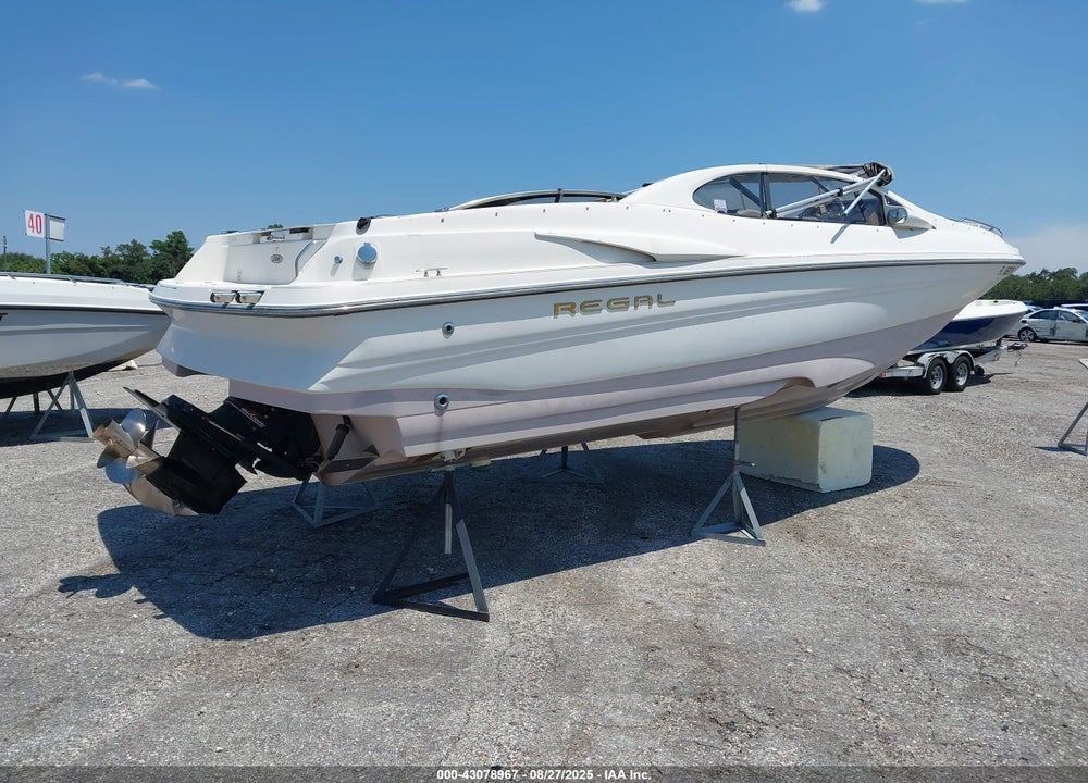 1998 REGAL BOAT VIN: RGMWC046B898
